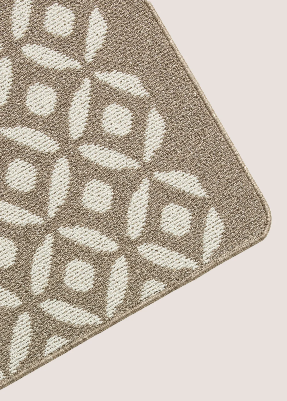 Stone Crescent Design Runner Image 2