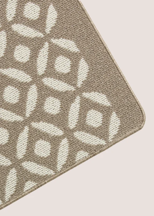 Stone Crescent Design Runner Image 2