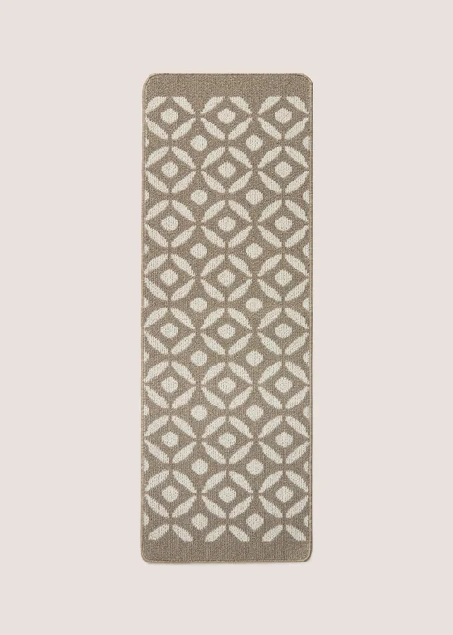 Stone Crescent Design Runner Image 1