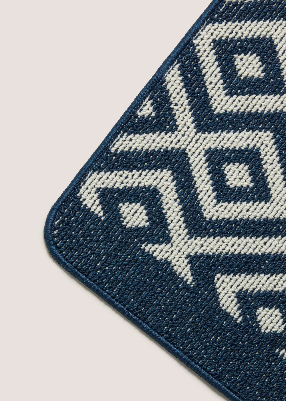 Navy Geometric Runner Image 2