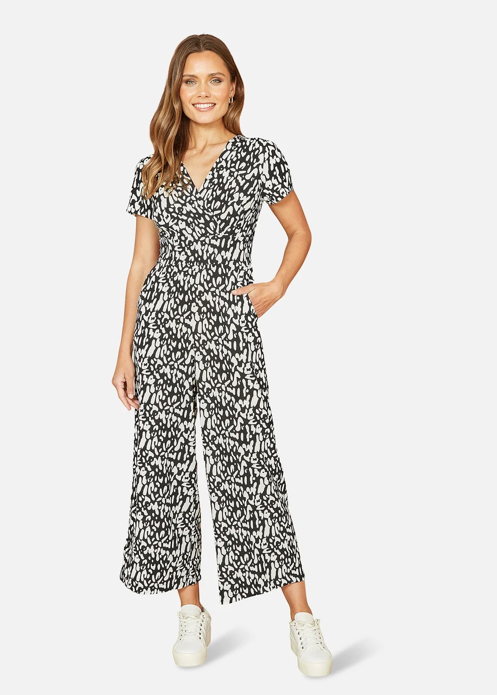 Mela Black And White Wrap Over Stretch Jumpsuit - Size 8 Image 1