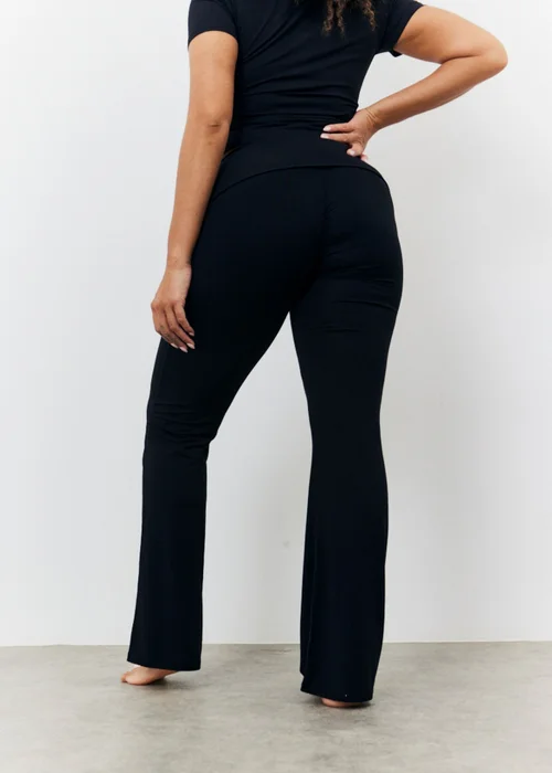 In The Style Black Flared Trousers - 8 Image 4