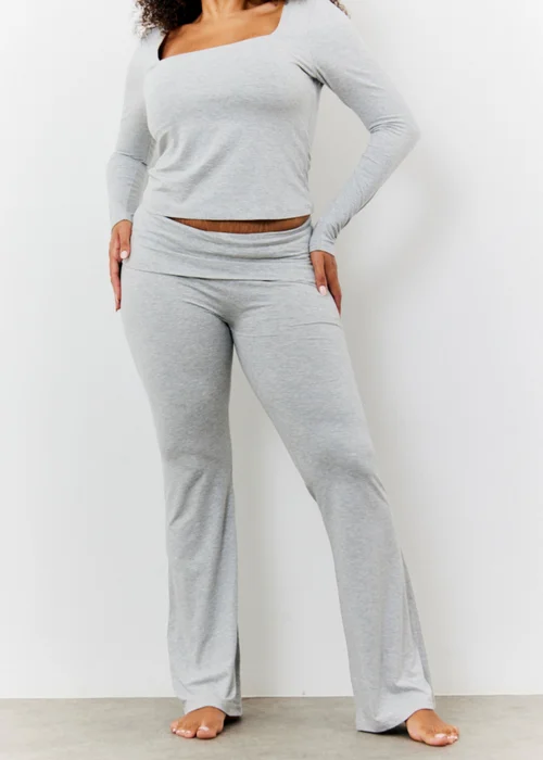 In The Style Grey Flare Trousers - 12 Image 3