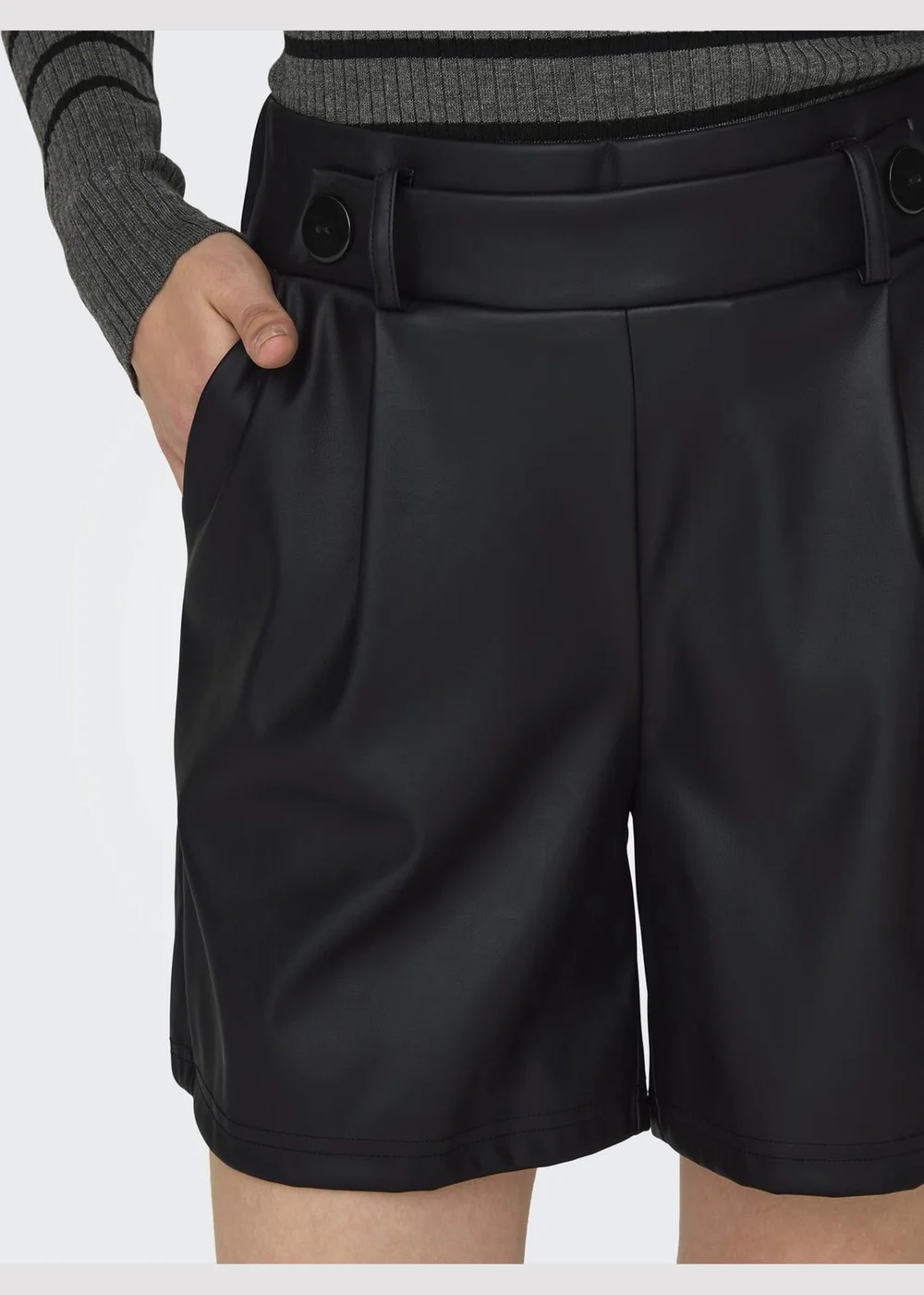 JDY Black Leather Look Shorts - 8 Image 4