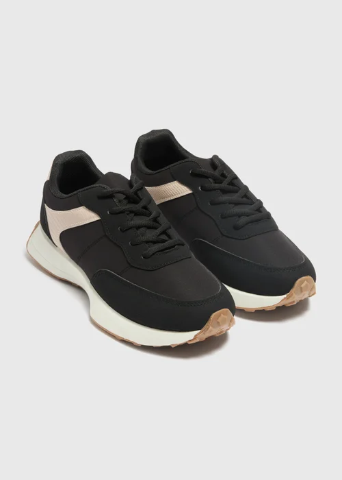 Black Retro Runner Trainers - 6 Image 1