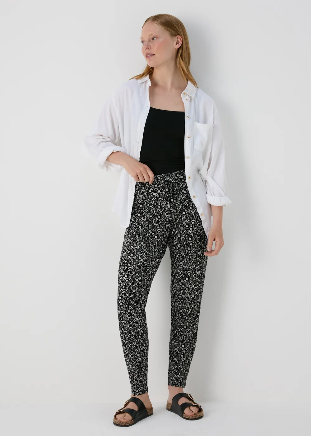 Black Floral Print Harem Trousers - Size 8 Image 4