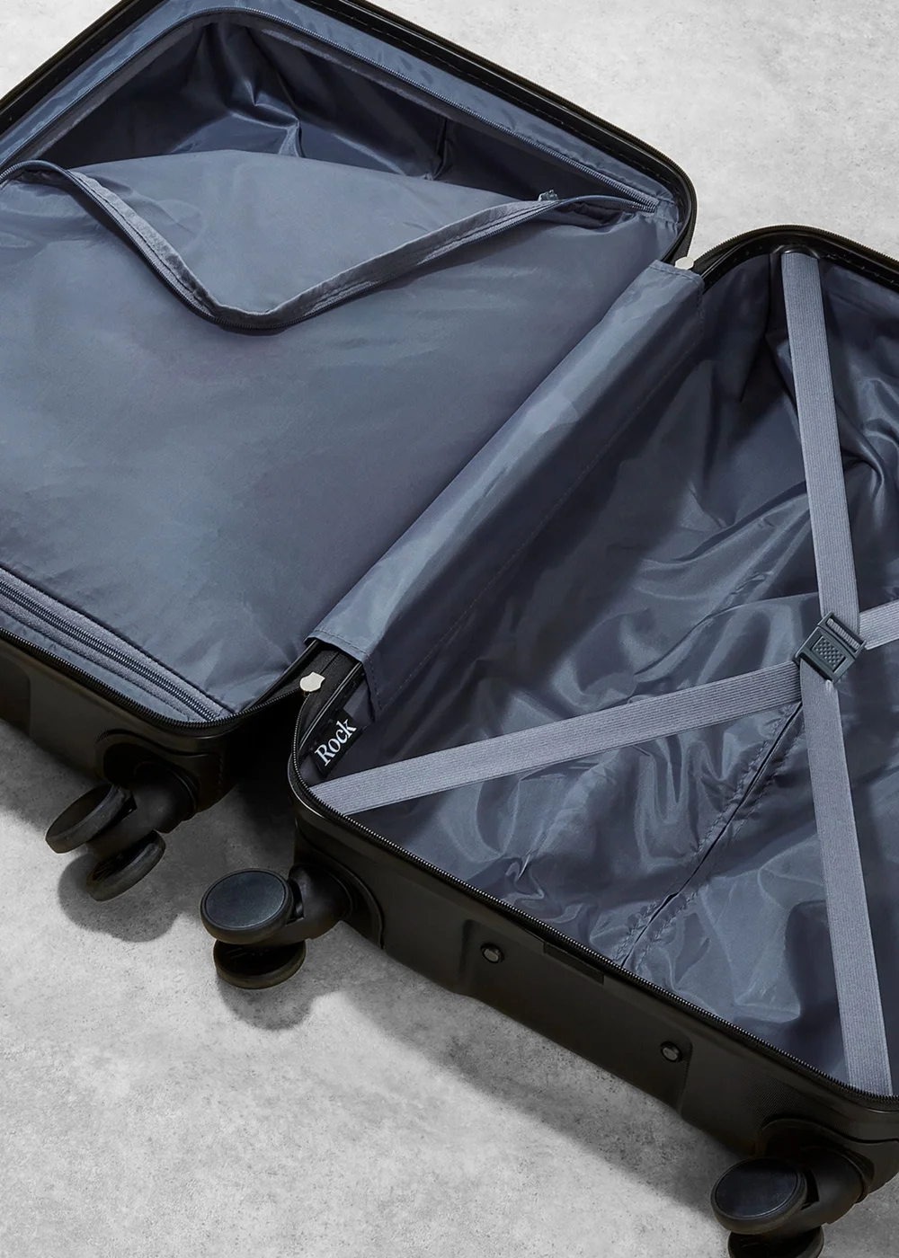 Rock Berlin Suitcase Black - Small Image 5