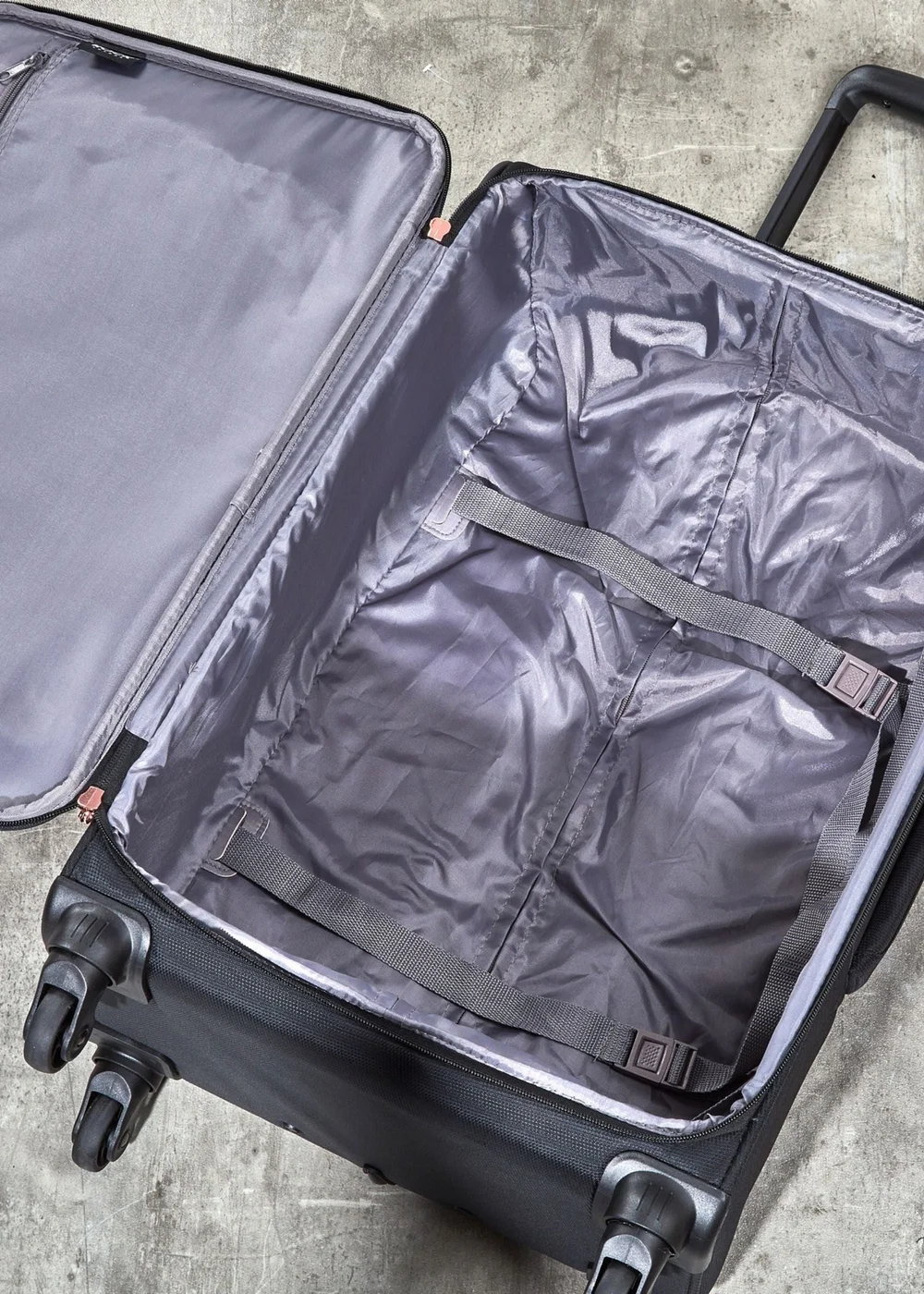 Rock Jewel Suitcase Black - Small Image 5