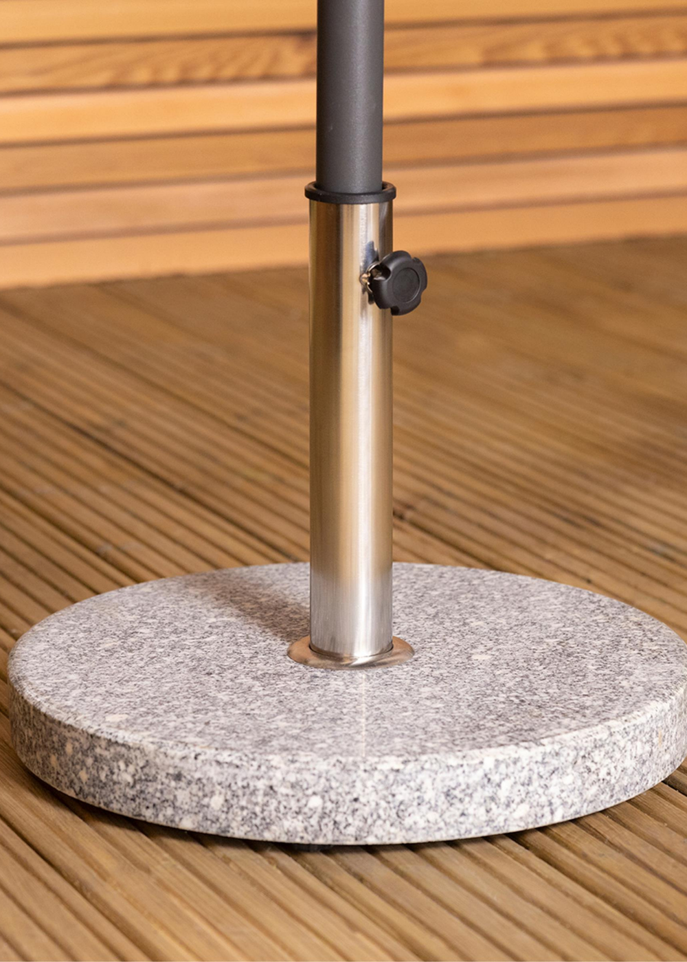 Charles Bentley Round Granite Grey Parasol Base (31cm x 40cm 15Kg) - One Size Image 1