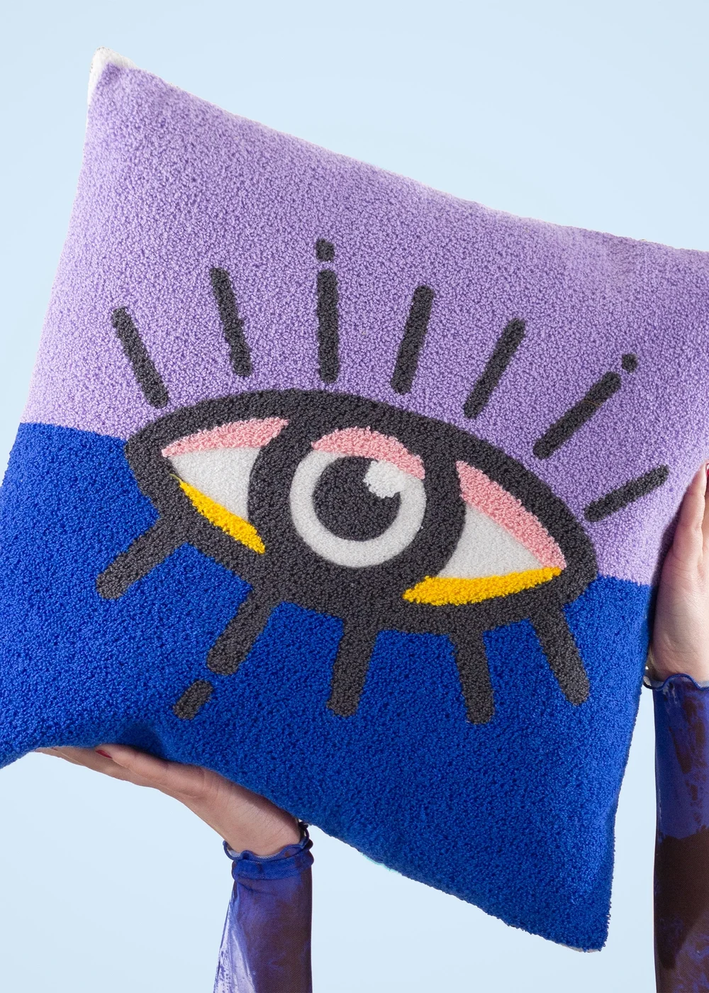 Heya Home All Eyes On You Abstract Filled Cushion (45 x 45 x 8cm) - One Size Image 1