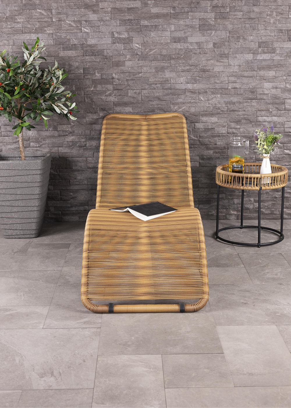 Charles Bentley Zanzibar Sun Lounger Bed Natural Sunbed Seat Garden Rattan (H76 x L59 X W161cm) - One Size Image 2