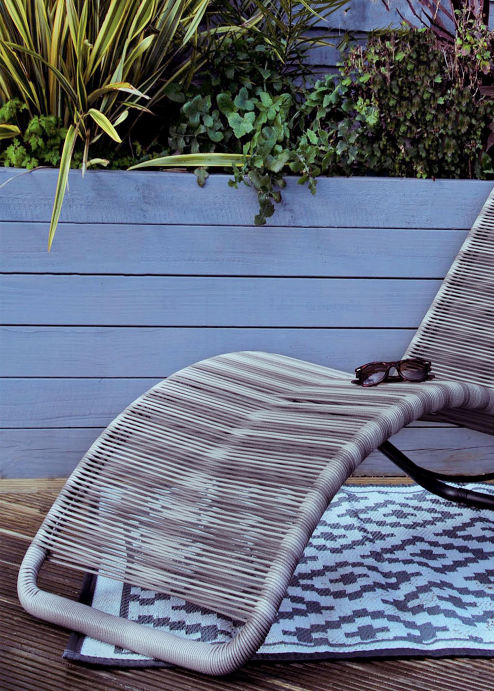 Charles Bentley Zanzibar Sun Lounger Bed Grey Sunbed Seat Garden Rattan (H76 x L59 x W161cm) - One Size Image 2