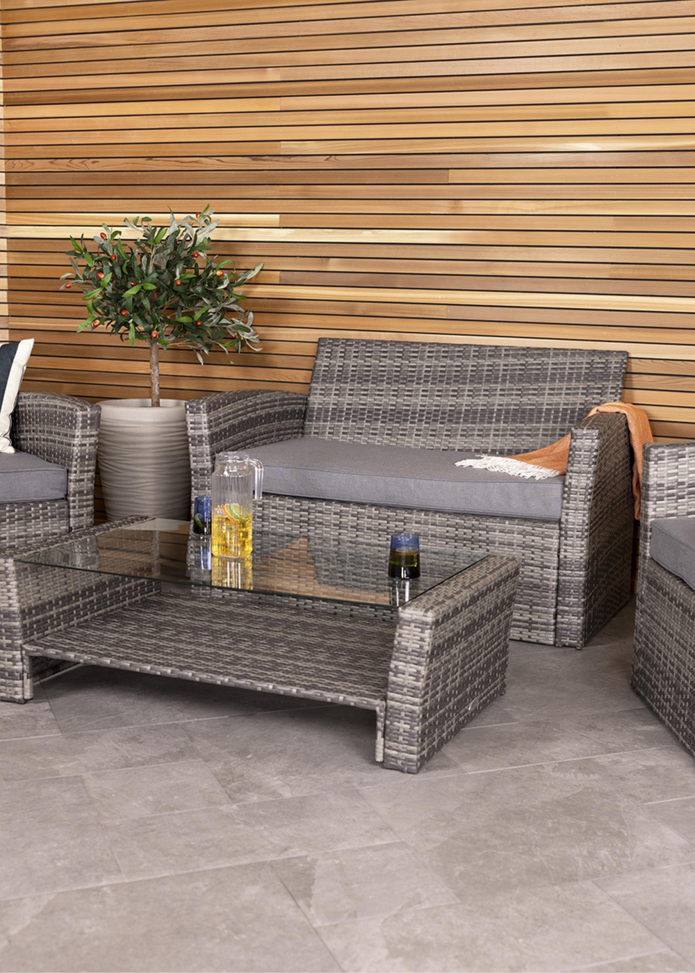 Charles Bentley Deluxe Modern Rattan Garden Patio Grey Furniture Set (4 Piece) - One Size Image 2