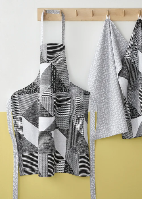 Catherine Lansfield Larsson Geo Cotton Kitchen Adult Apron (70x80cm) - One Size Image 2