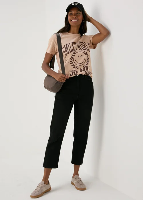 Beige Smiley Graphic T-Shirt - S Image 4
