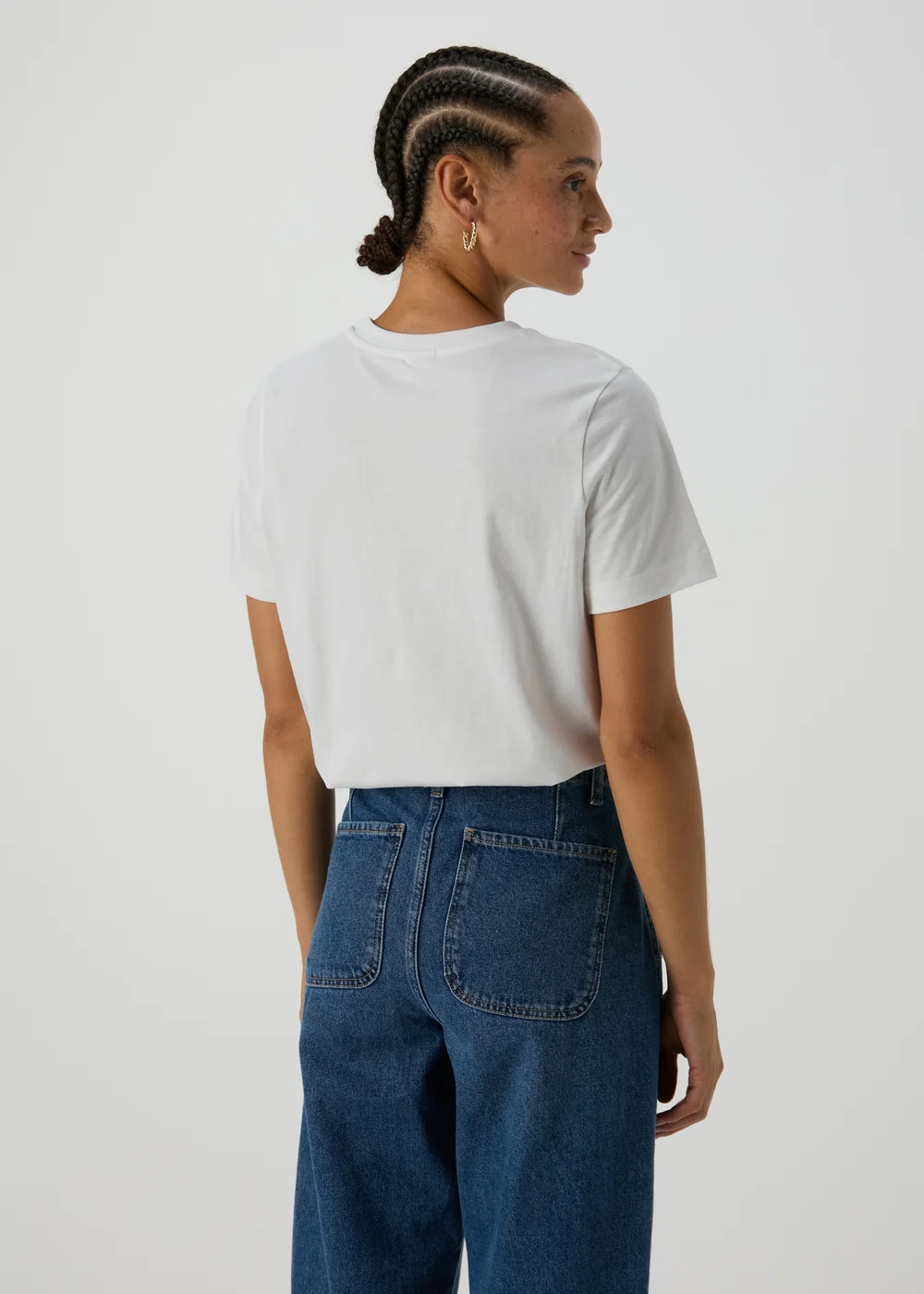 Cream Minnie Mouse Bow T-Shirt - Small Image 2