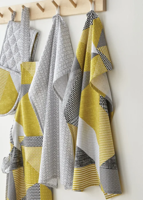Catherine Lansfield Ochre Larsson Geo Cotton Kitchen Tea Towel Pair (50x75 cm) - One Size Image 2