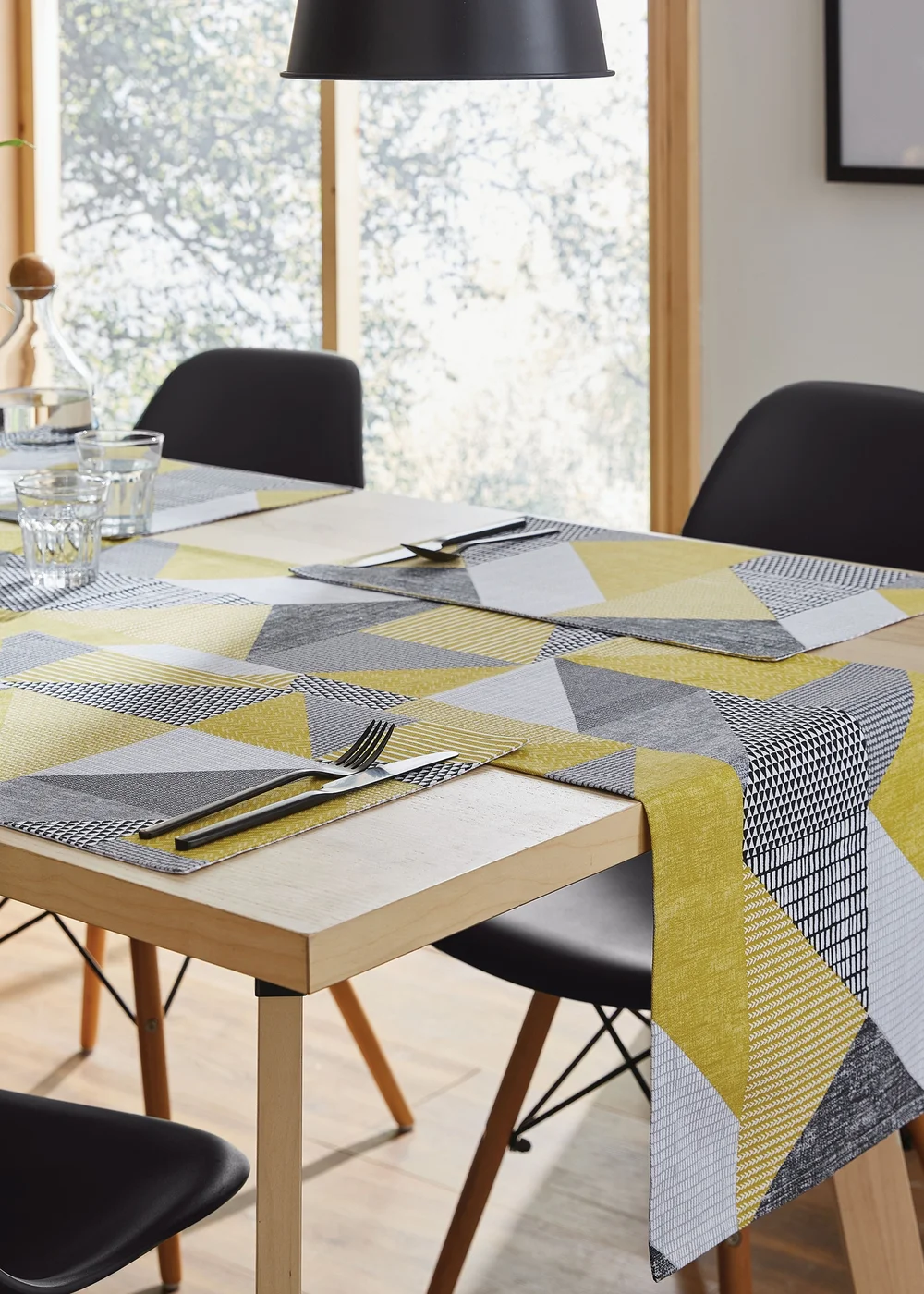 Catherine Lansfield Ochre Larsson Geo Cotton Dining Placemat 4 Pack (30x46 cm) - One Size Image 4