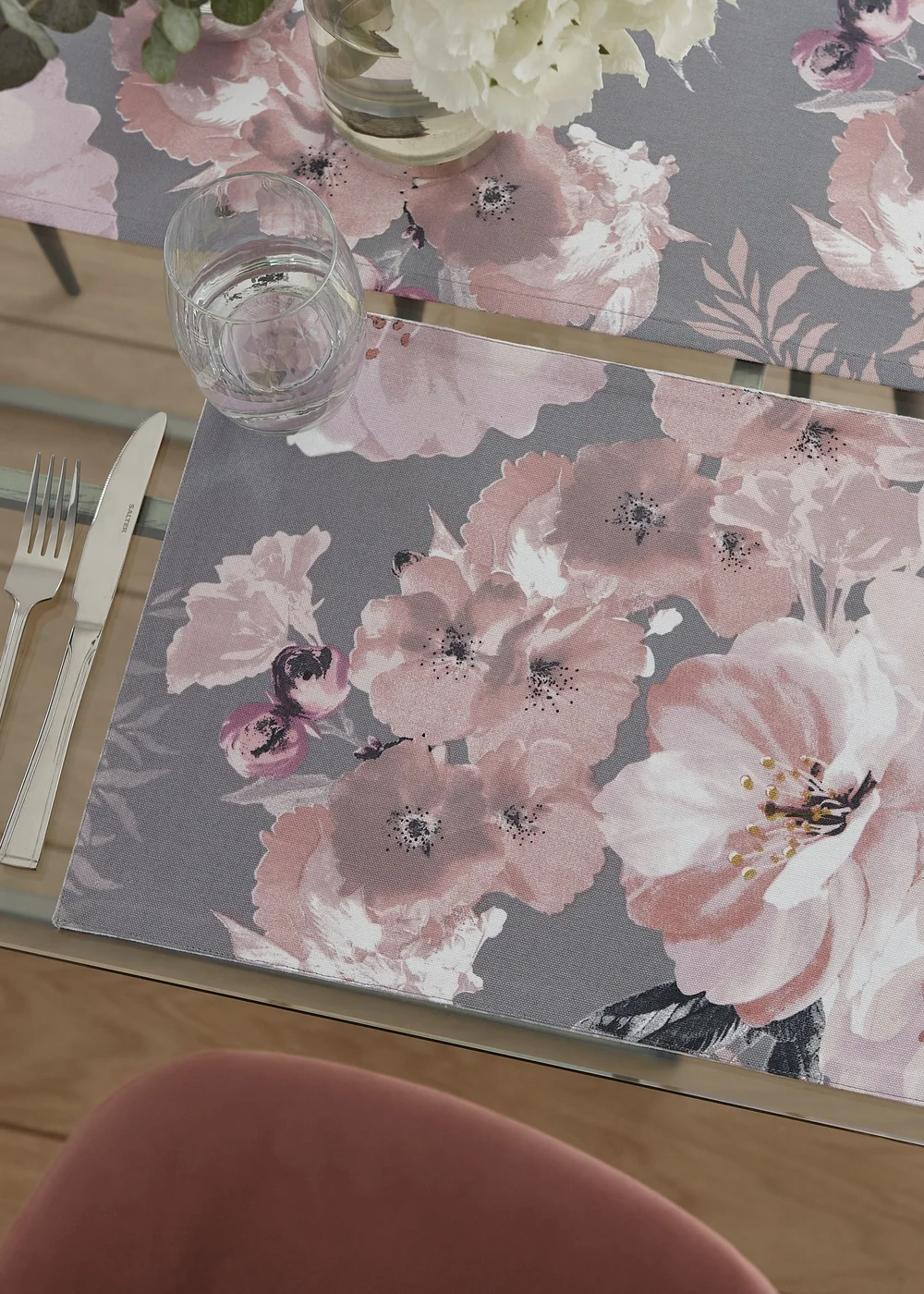 Catherine Lansfield Grey Floral Cotton Dining Placemat 4 Pack (30x46 cm) - One Size Image 2