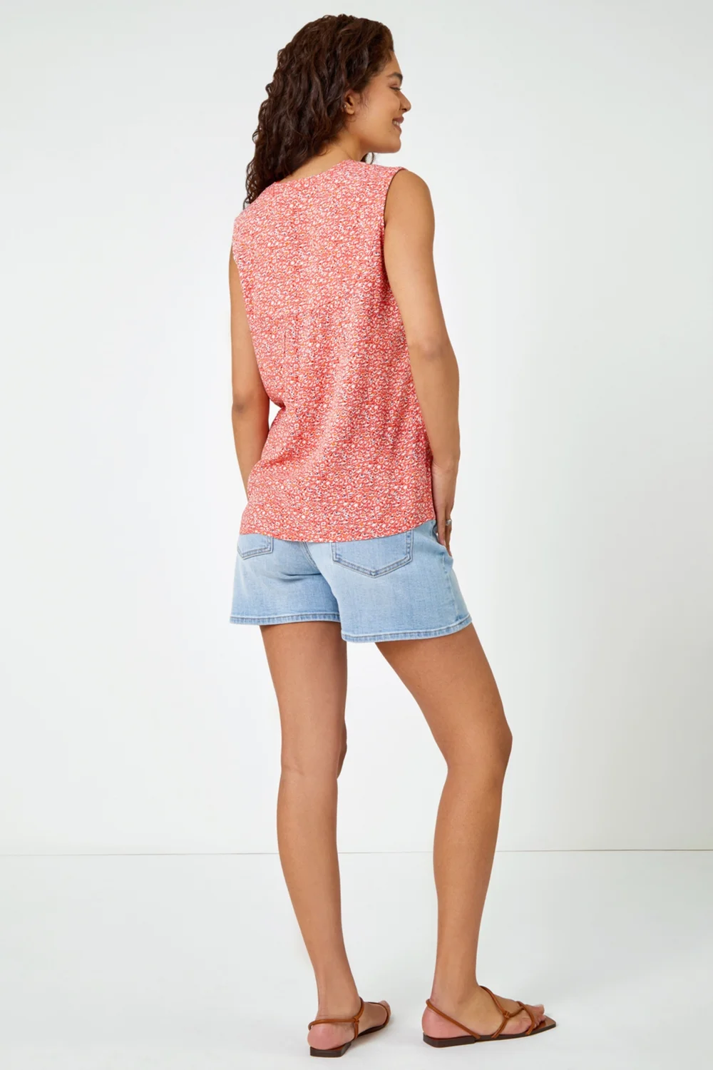 Roman Red Sleeveless V-Neck Ditsy Floral Print Top - 6 Image 4