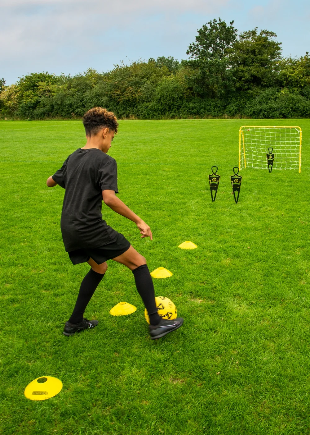 Kickmaster Multi Colour Ultimate Football Challenge set - One Size Image 2