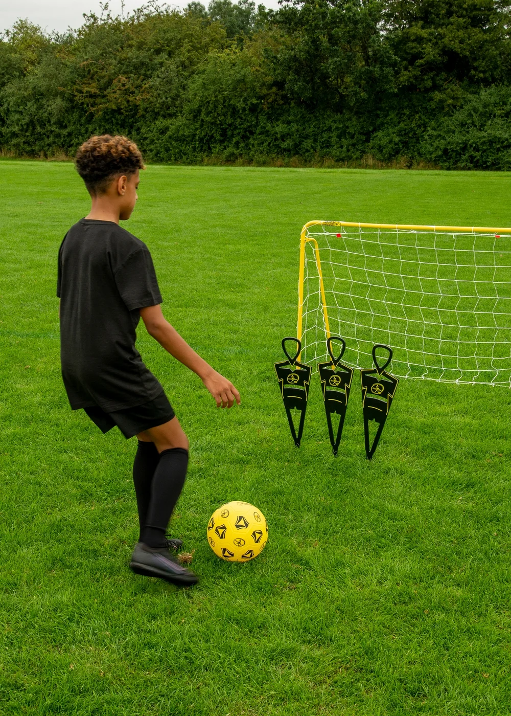 Kickmaster Multi Colour Ultimate Football Challenge set - One Size Image 1