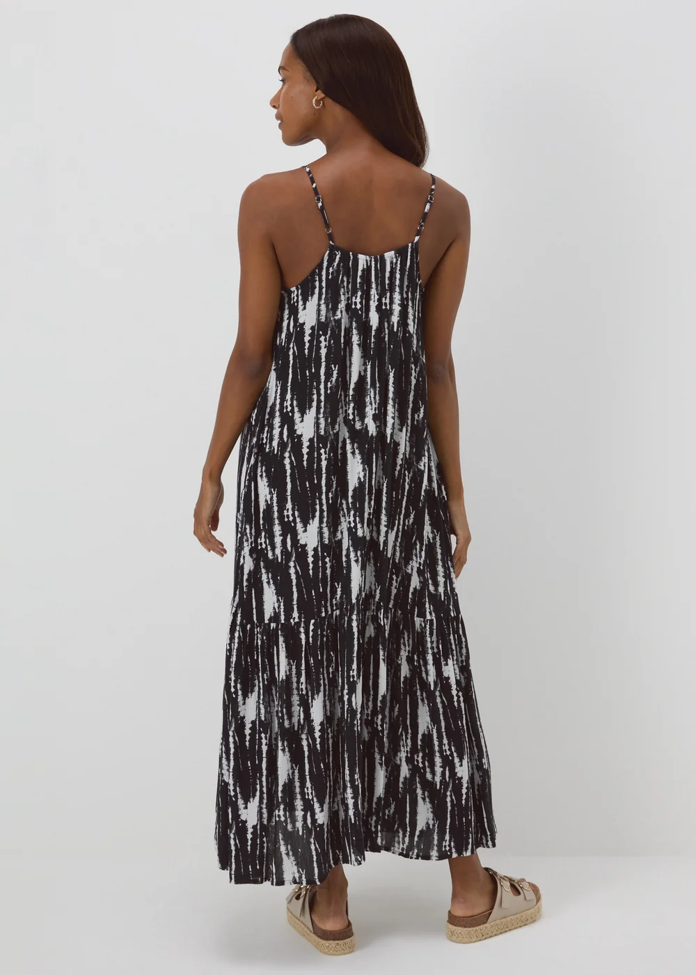Black Printed Tiered Cami Dress - 8 Image 2