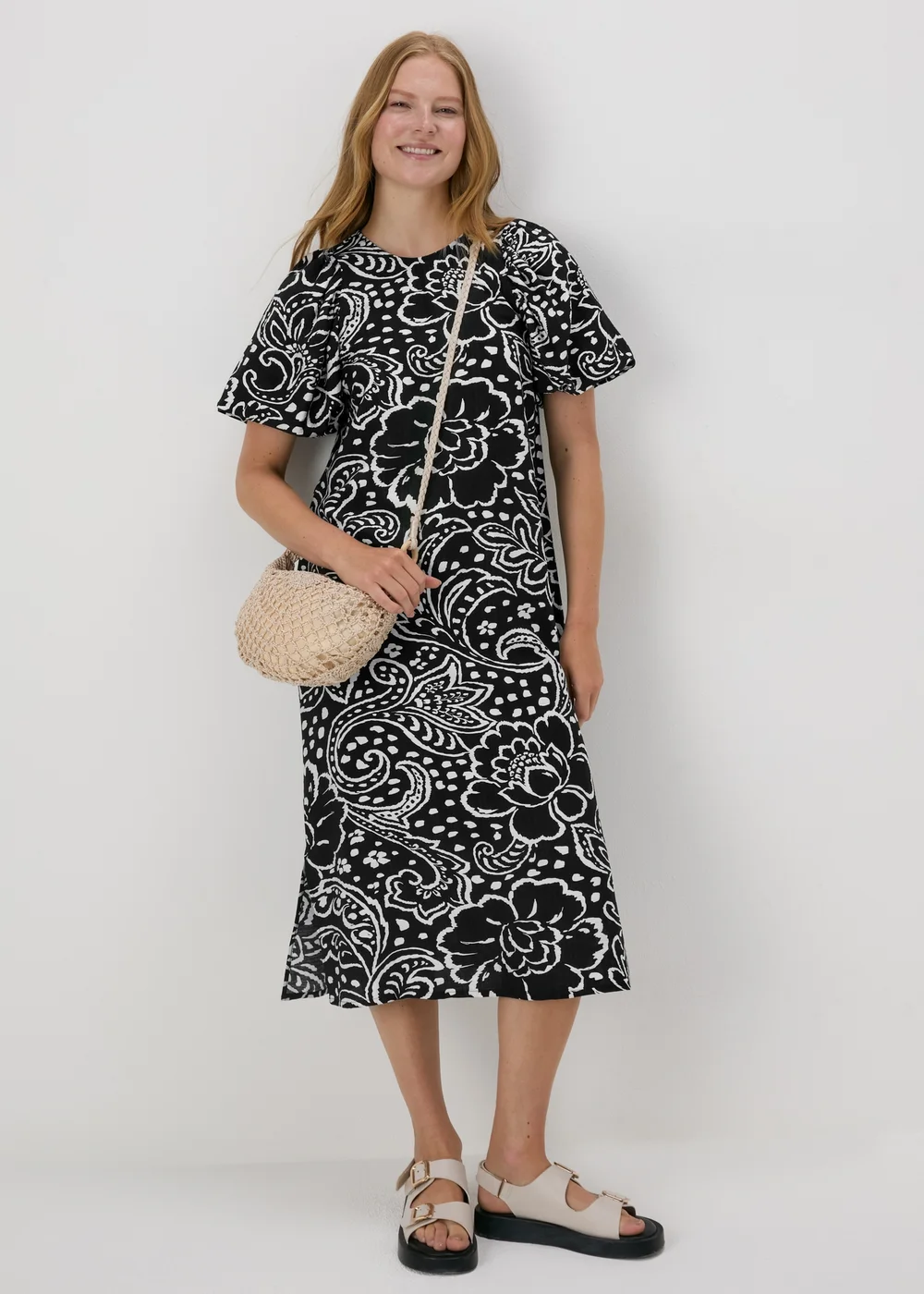 Et Vous Black Floral Puff Sleeve Midi Dress - 8 Image 4