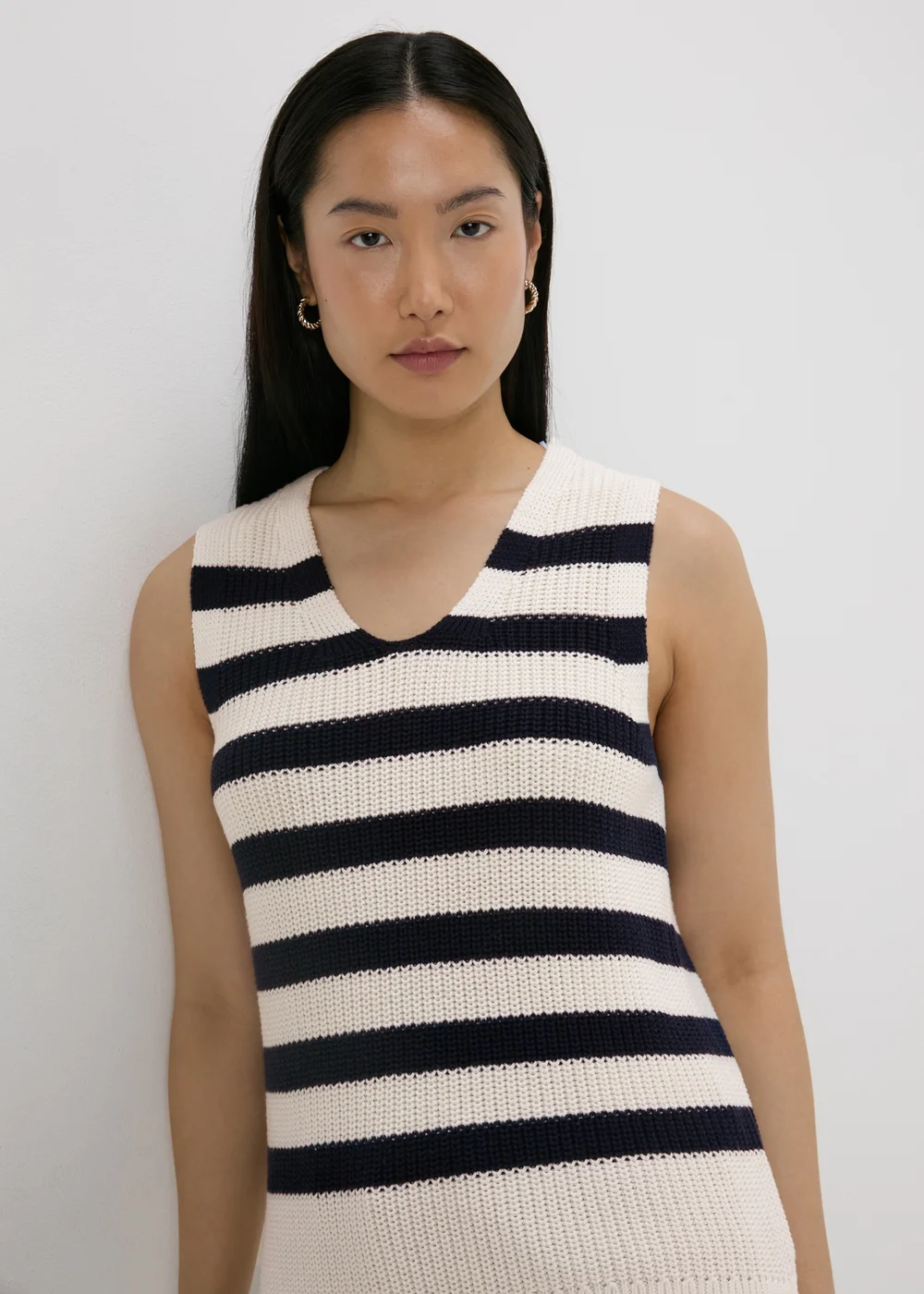 Navy Stripe Knitted V-Neck Vest - XS Image 3