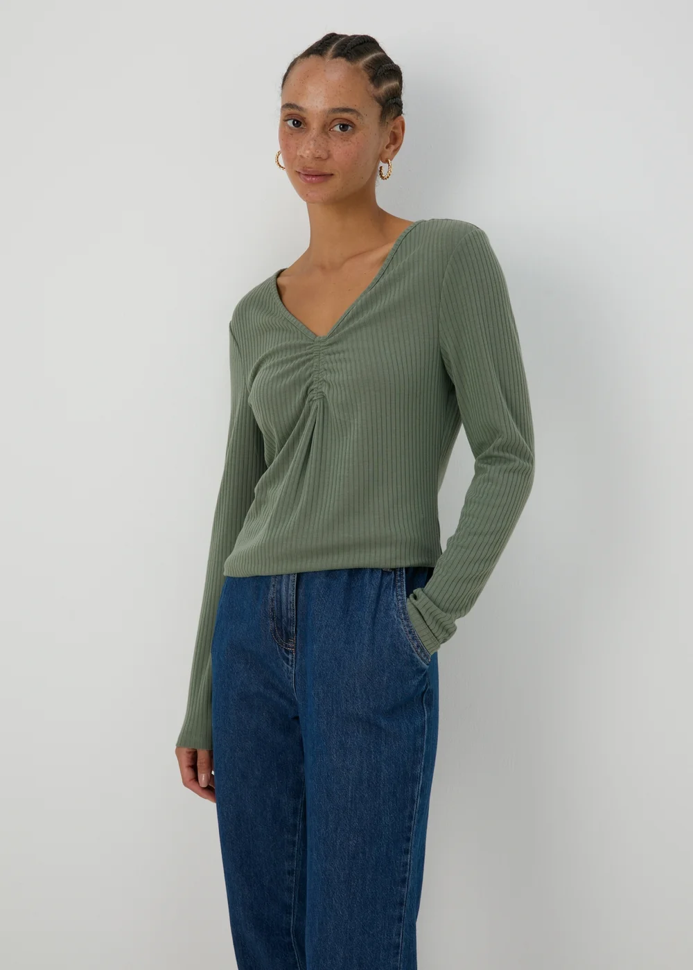 Green Ruched Front Top - Size 8 Image 1