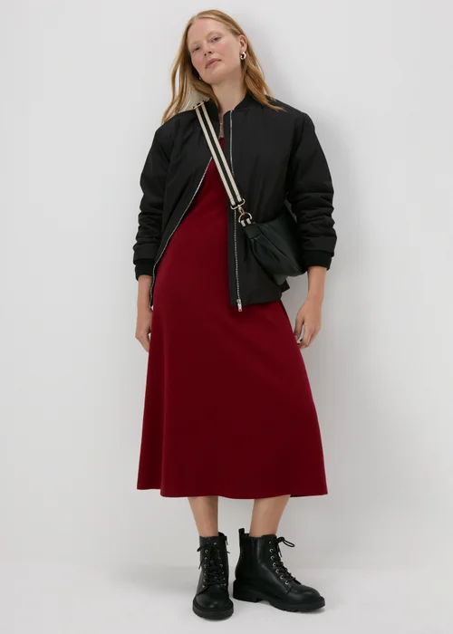 Burgundy Ribbed Scoop Neck Midi Dress - 8 Image 4