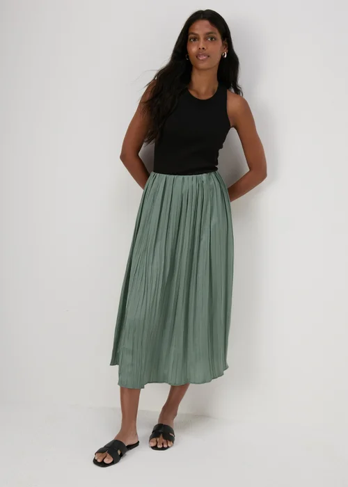 Green Crinkle Midi Skirt - 8 Image 1