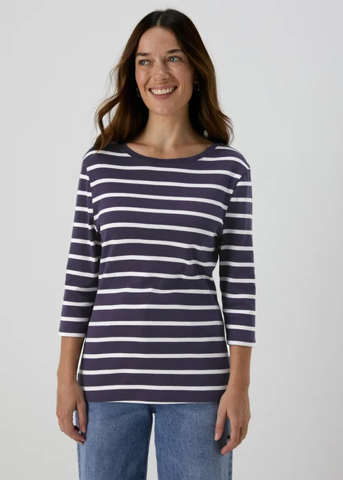 Navy Stripe 3/4 Sleeve T-Shirt - Size 8 Image 1
