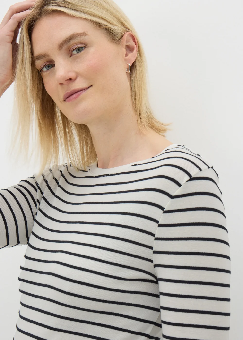 Cream Stripe Fitted Long Sleeve Top - 8 Image 3