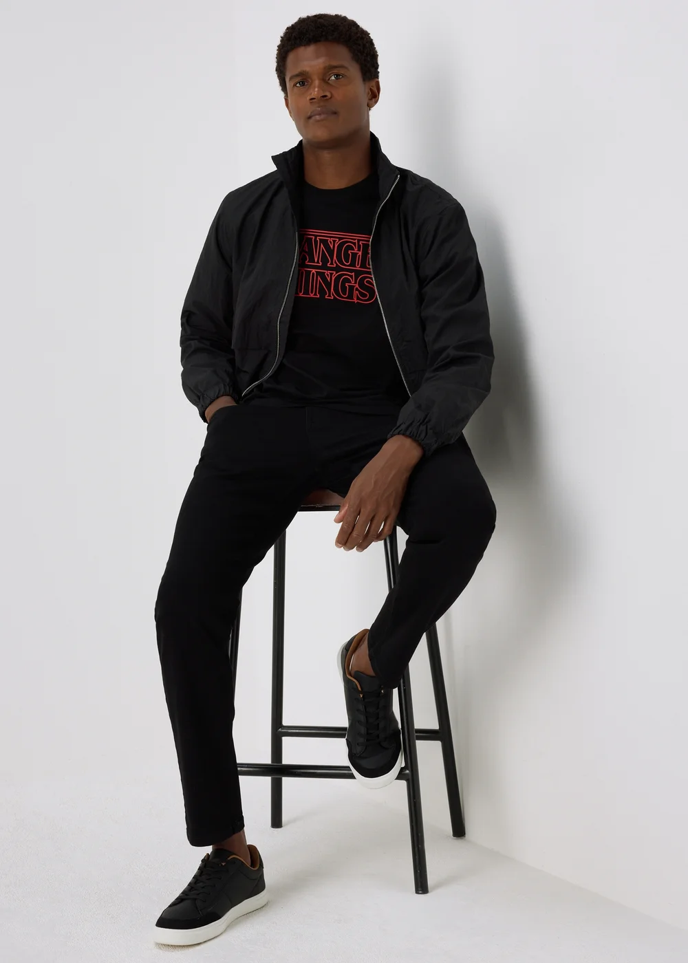 Black Stranger Things T-Shirt - S Image 4