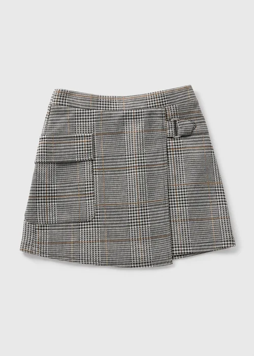 Girls Black Kilt Skirt (7-15yrs) - 8 Yrs Image 1