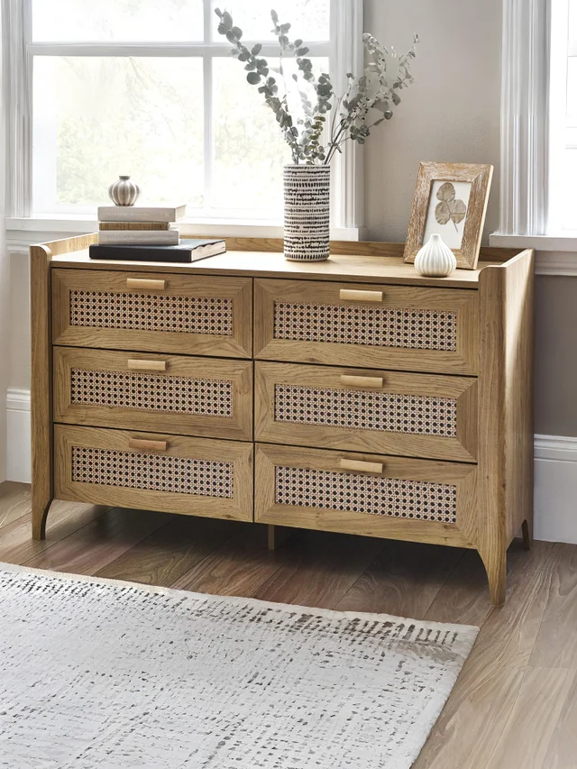 Julian Bowen Brown Sydney 6 Drawer Wide Chest (75 x 120 x 41cm)