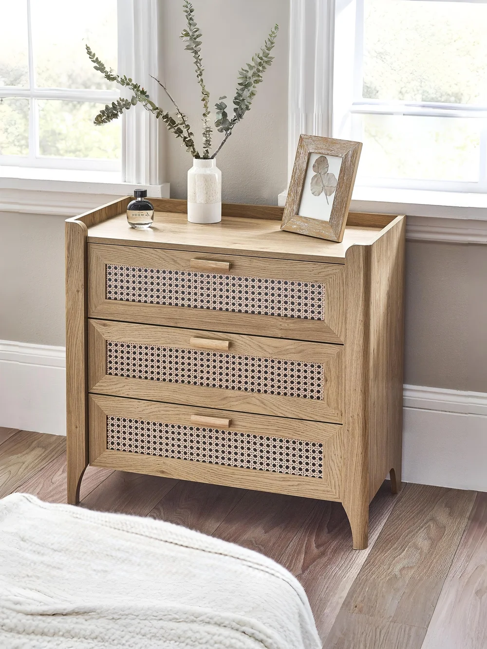 Julian Bowen Brown Sydney 3 Drawer Chest (75 x 80 x 41cm) - No Size Image 1