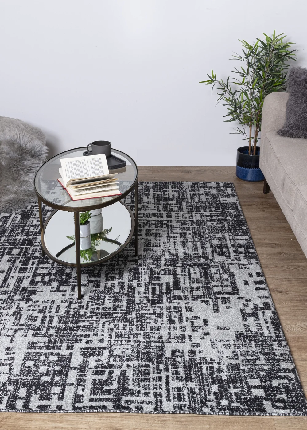 Asiatic Abstract Charcoal Rug - 80 x 150 Image 4