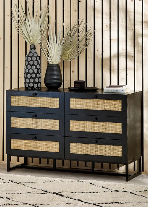 Julian Bowen Padstow 6 Drawer Chest in Black (75 x 120 x 40cm) - One Size Image 1