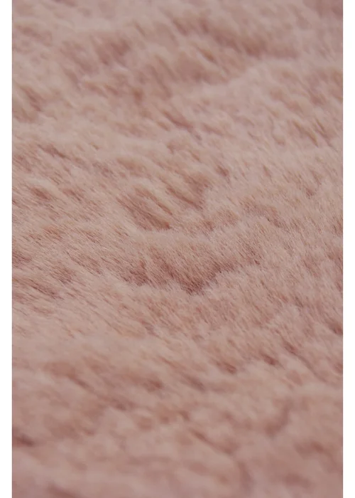 Homemaker Blush Luxury Fur Quad Rug - 105 X 140 Image 2