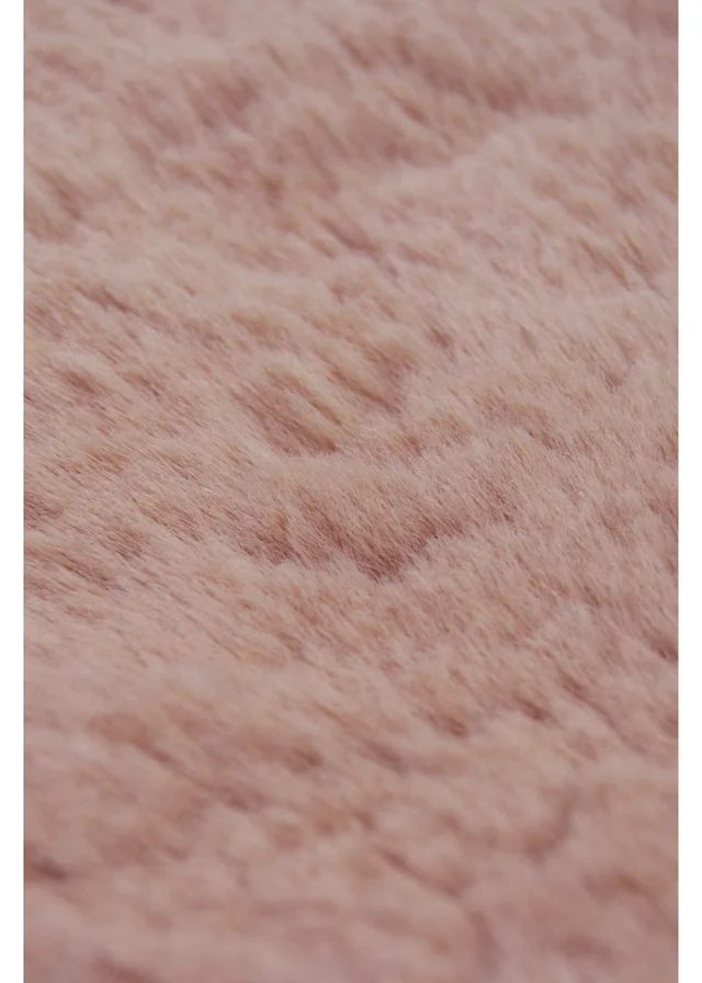 Homemaker Blush Luxury Fur Quad Rug