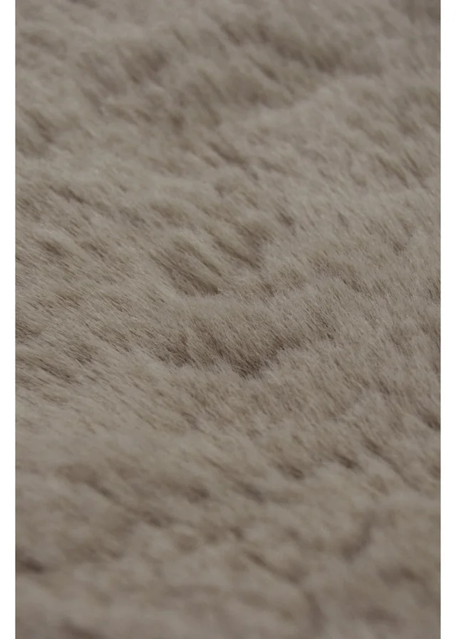 Homemaker Natural Luxury Fur Oblong Rug