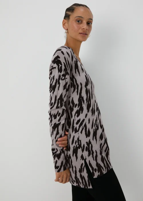 Grey Leopard Print V-Neck Jumper - 8 Image 1