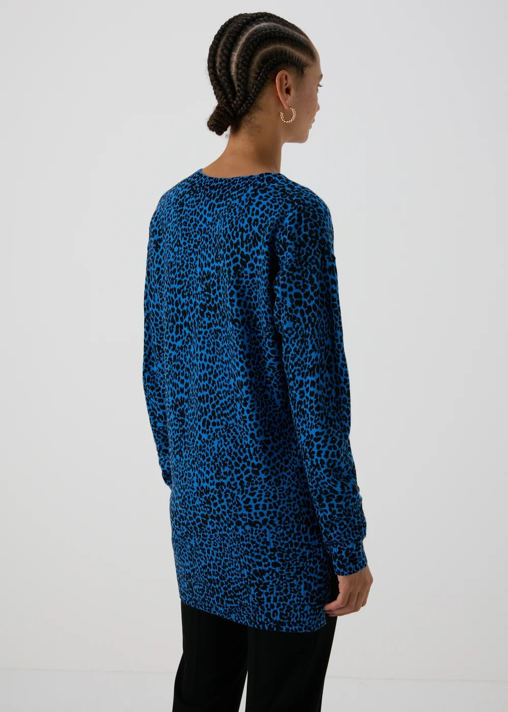 Blue Leopard Print V-Neck Jumper - 8 Image 2