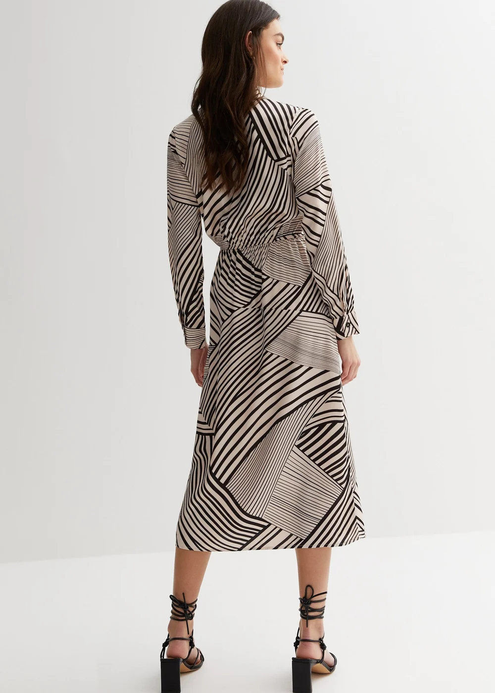 Gini London Tan Geo Print Collar Midi Wrap Dress - Size 8 Image 2