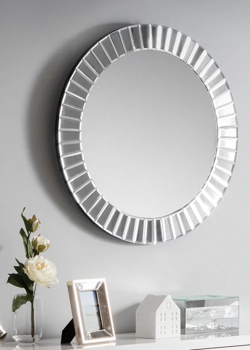 Julian Bowen Sonata Small Round Wall Mirror (60 x 60 x 2cm) - One Size Image 1