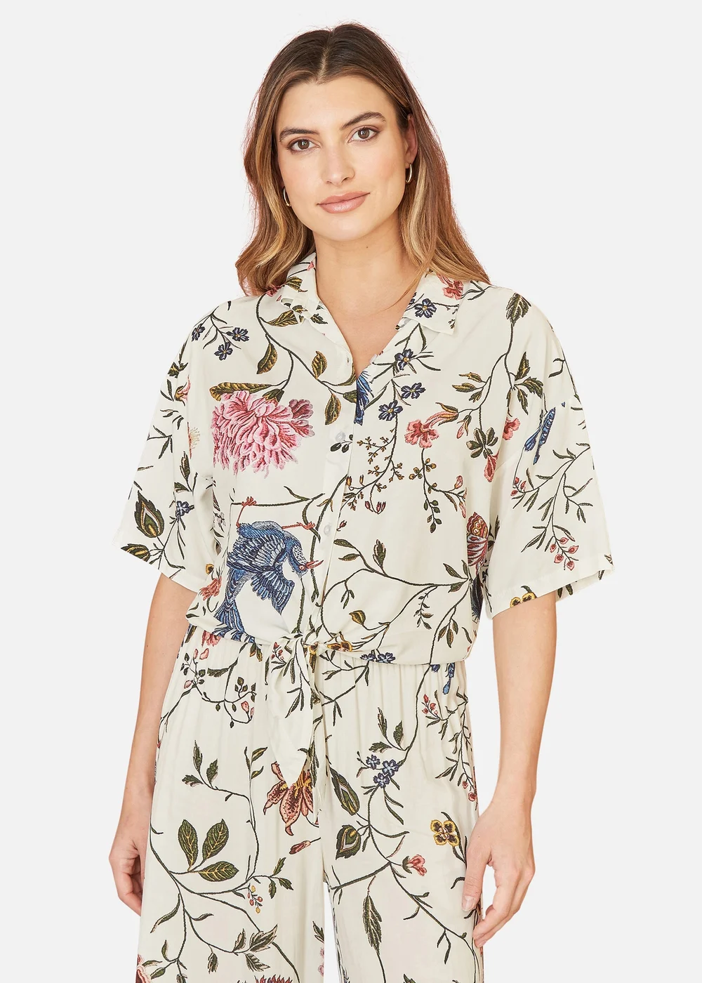 Yumi White Viscose Bird And Floral Print Tie Front Shirt - 8 Image 2