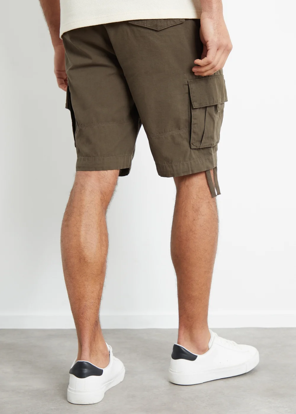 Threadbare Chocolate Cotton Cargo Shorts - 36 W Image 2