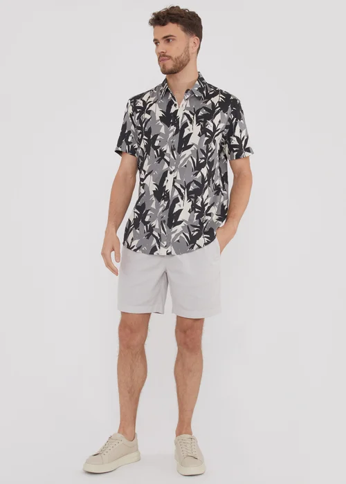 Threadbare Black Leaf Print Short Sleeve Shirt - S Image 4